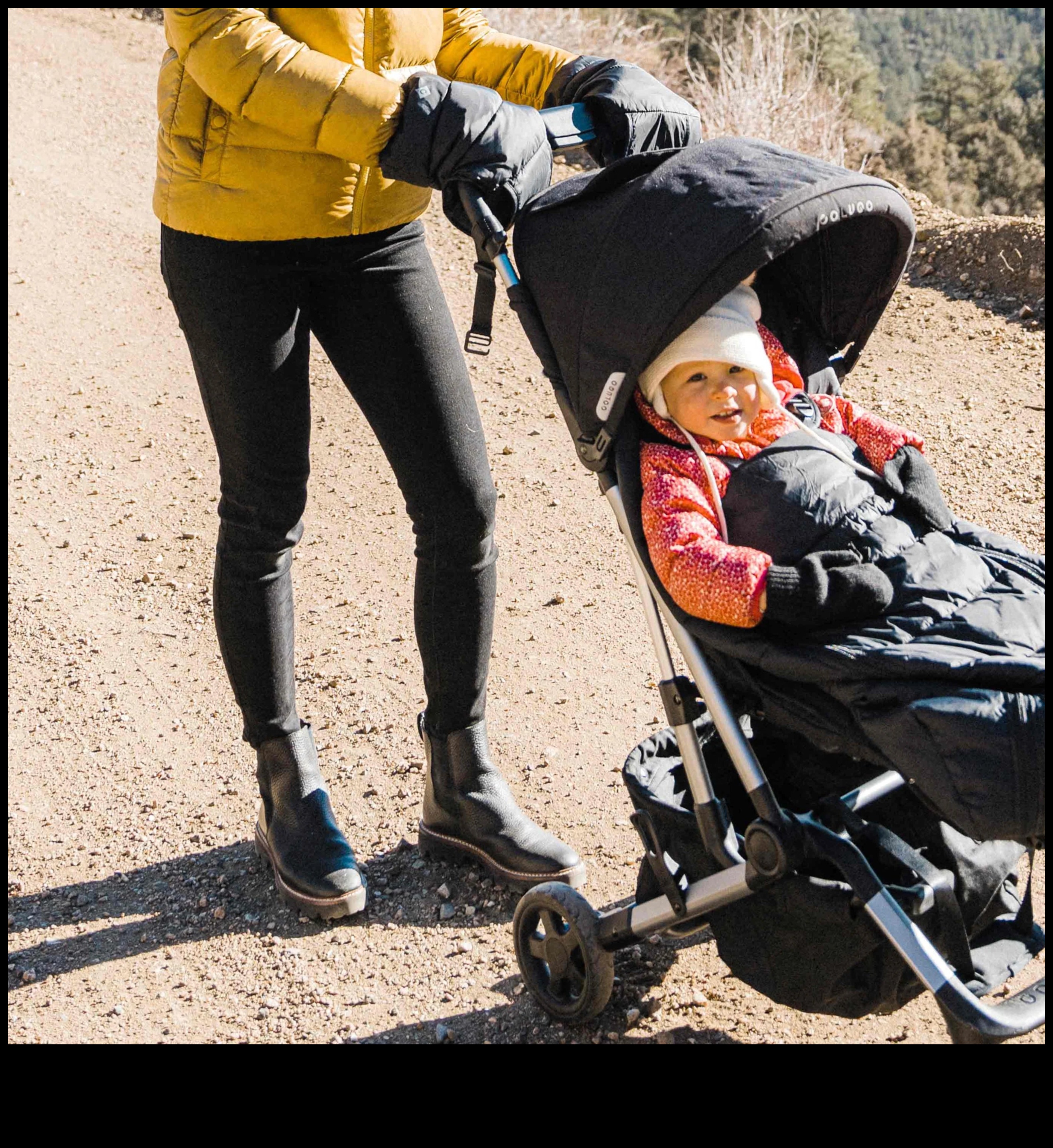 Soft Strolls: Rahat Bebek Seyahat Ekipmanı