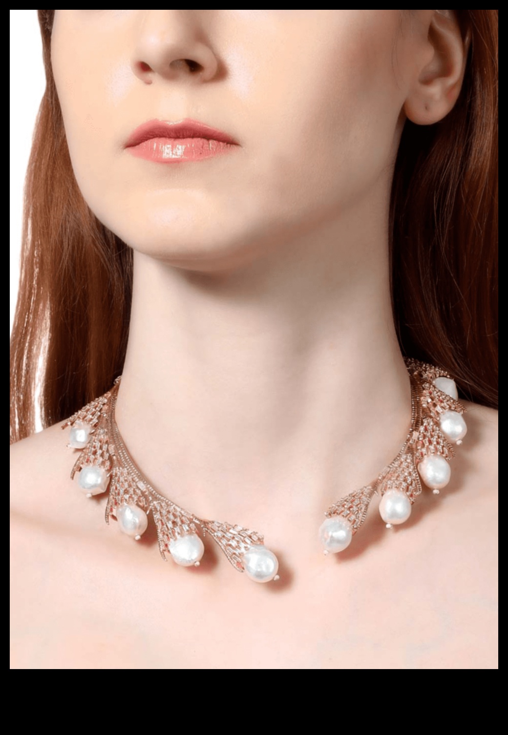 Modern Glamour: Çağdaş Choker'larla Stilinizi Belirleyin